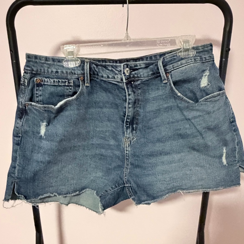 Denizen from Levi's High Rise Jean Cutoff Shorts Size 16 EUC